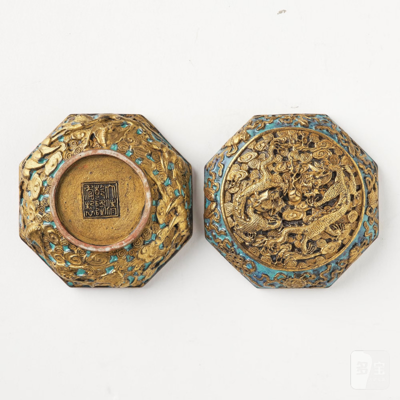 A bronze imitating seal paste box with cover, - 图9